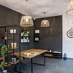 Toronto Cozy Studio Near Unss And Nsa W Fast Wifi